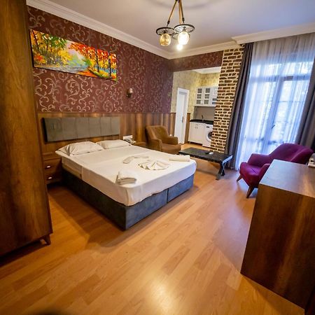 Royal Garden Suite And Hotel Стамбул Экстерьер фото